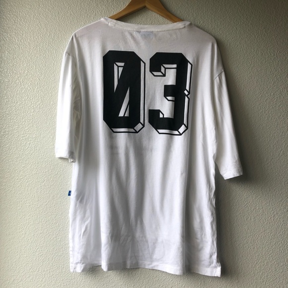 Unisex ADIDAS short sleeve t Shirt - Picture 2 of 3